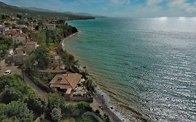 Verga Beachfront House By 